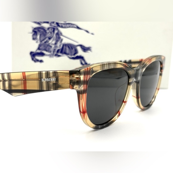 Burberry Sunglasses Plaid Frame Smoke Lens OBE4432U 412287 54-17-140 NWT - Picture 3 of 15